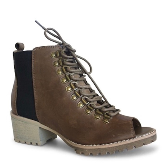 Von Dutch Shoes - Von Dutch Shotgun Bootie Leather- Brand New